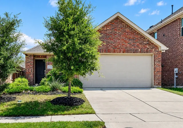 Photo 1 of Single family home for sale at 2138 Hobby Dr, Forney, TX 75126 | MLS# 21401831 | Listing updated on 2026-10-07