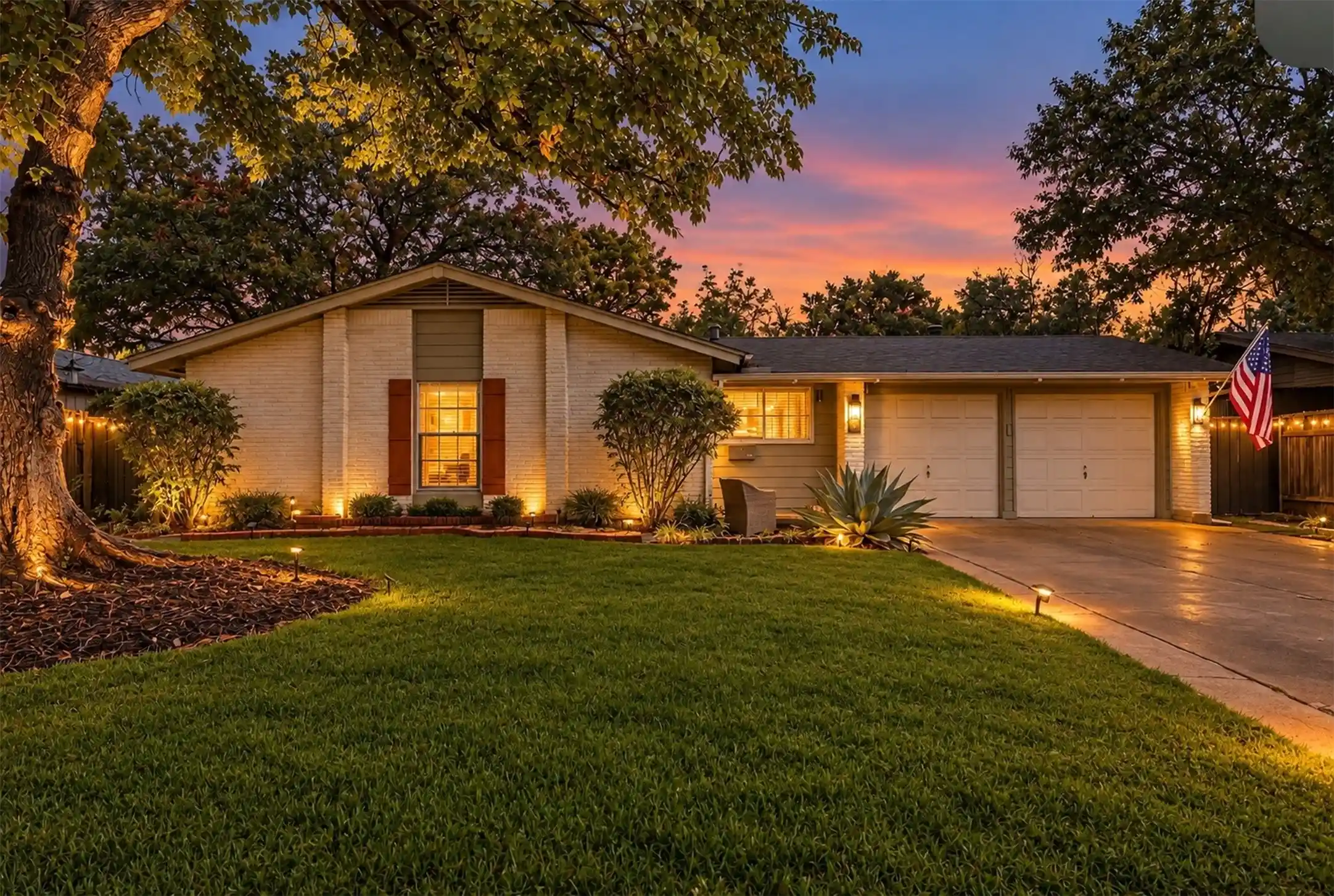 Photo 1 of Single family home for sale at 306 W Northgate Dr, Irving, TX 75062 | MLS# 21402456 | Listing updated on 2026-10-15