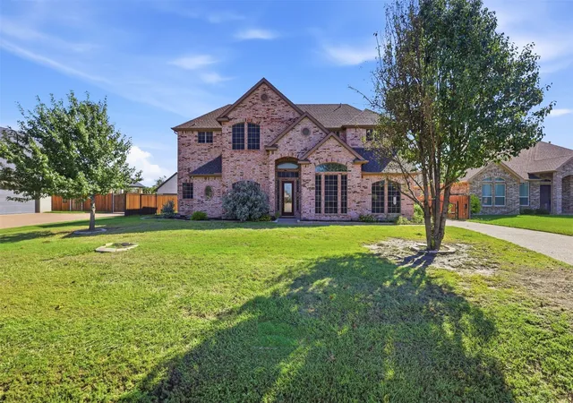 Photo 2 of Single family home for sale at 1013 Telford Trl, Crowley, TX 76036 | MLS# 21402000 | Listing updated on 2026-10-08