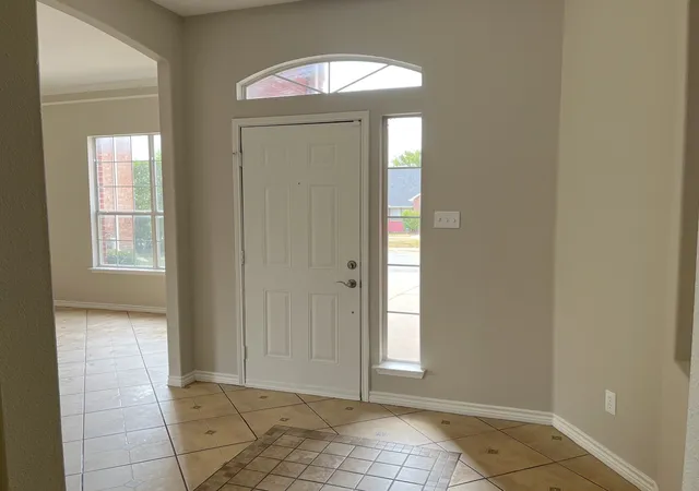 Photo 3 of Single family home for sale at 1617 Buena Vista Dr, Denton, TX 76210 | MLS# 21405221 | Listing updated on 2026-10-07
