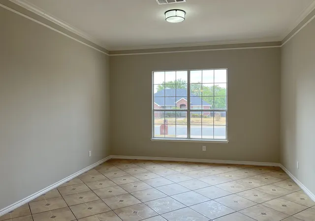 Photo 4 of Single family home for sale at 1617 Buena Vista Dr, Denton, TX 76210 | MLS# 21405221 | Listing updated on 2026-10-07