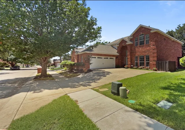 Photo 2 of Single family home for sale at 8600 La Quinta Ln, Mc Kinney, TX 75070 | MLS# 21403366 | Listing updated on 2026-10-07