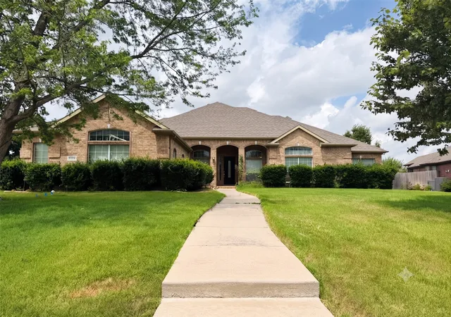 Photo 1 of Single family home for sale at 13733 Alterna Dr, Haslet, TX 76052 | MLS# 21404936 | Listing updated on 2026-10-07