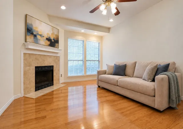 Condo for sale at 5100 Verde Valley Ln #280, Dallas, TX 75254 | MLS# 21405092