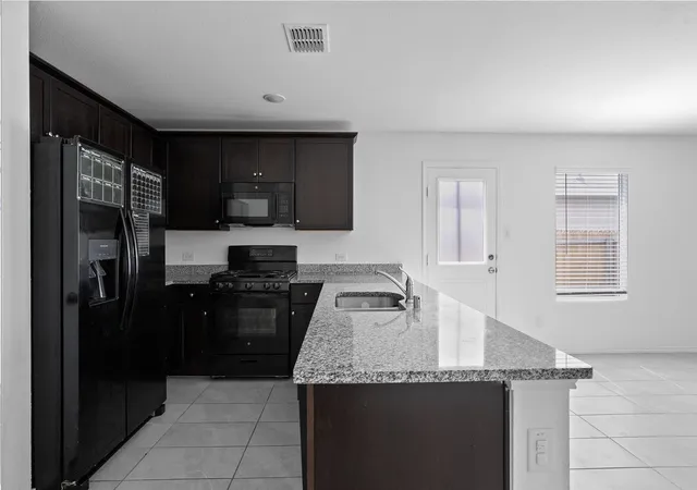 Photo 2 of Single family home for sale at 3521 Glover Peak Pl, Crandall, TX 75114 | MLS# 21405320 | Listing updated on 2026-10-07