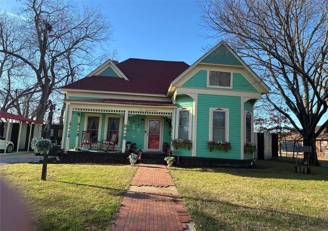 Photo 1 of Single family home for sale at 217 E White St, Pilot Point, TX 76258 | MLS# 21405319 | Listing updated on 2026-10-07