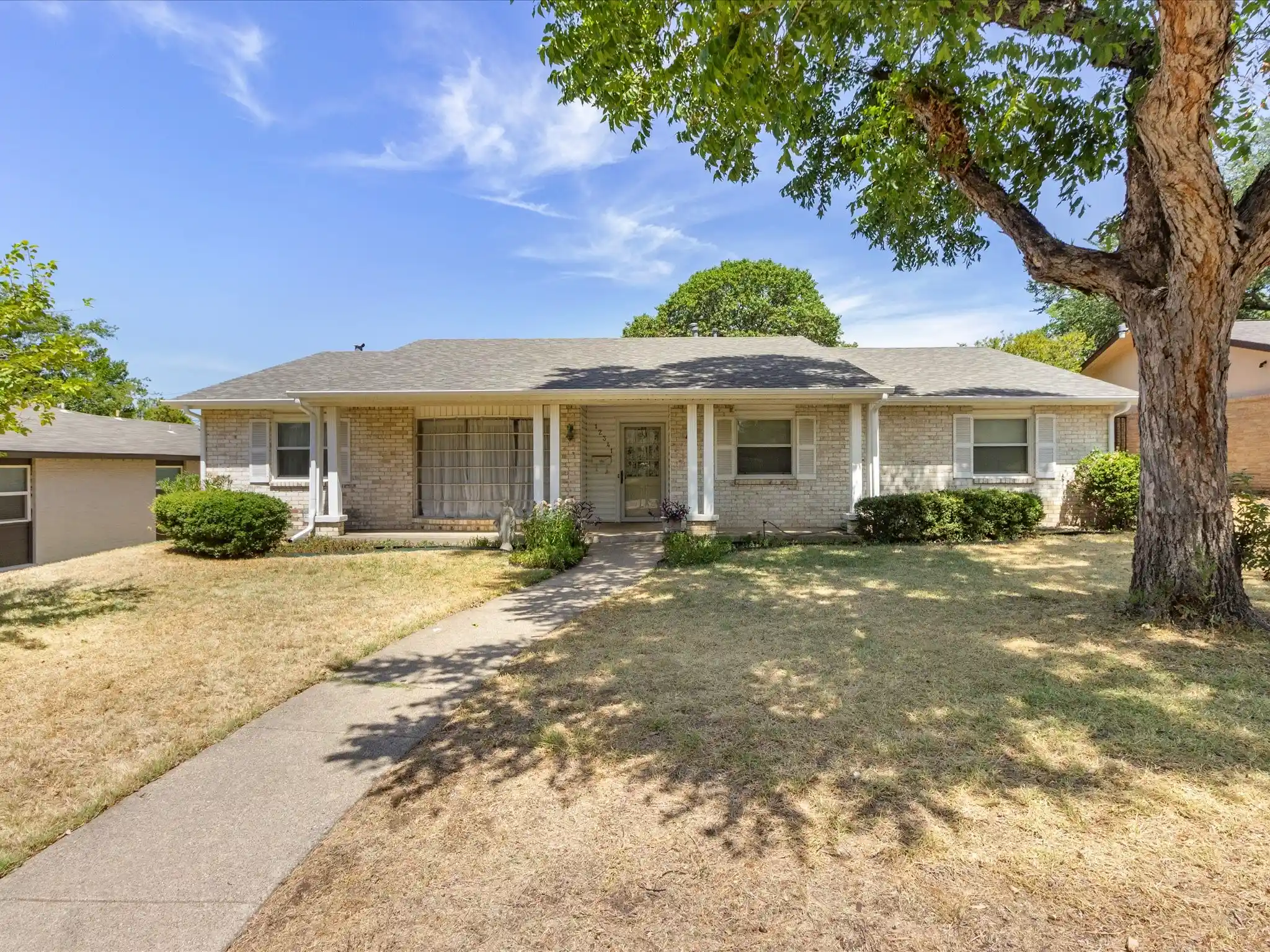 Photo 1 of Single family home for sale at 12341 Cedar Bnd Dr, Dallas, TX 75244 | MLS# 21405366 | Listing updated on 2026-10-08