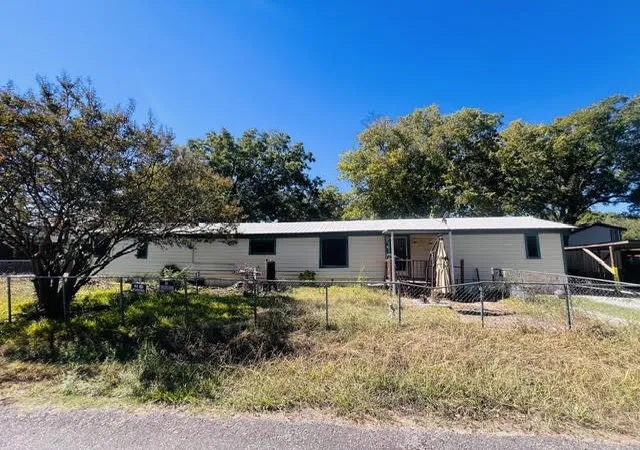 Photo 1 of Manufactured home for sale at 109 Park Dr, Wylie, TX 75098 | MLS# 21405404 | Listing updated on 2026-10-07