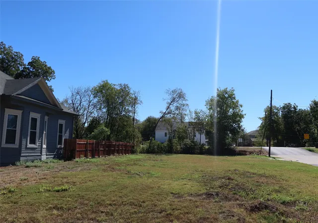 Photo 1 of Land for sale at 5302 Alton Ave, Dallas, TX 75214 | MLS# 21405405 | Listing updated on 2026-10-07