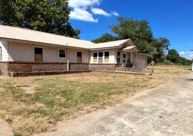 Single family home for sale at 1103 Southeast 3rd, Antlers, OK 74523 | MLS# 21403485