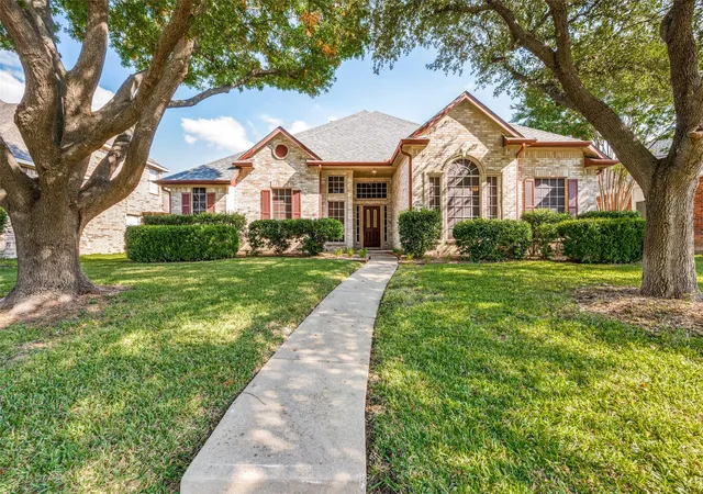 Single family home for sale at 3204 Grantham Dr, Richardson, TX 75082 | MLS# 21359714