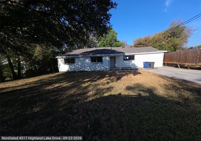 Single family home for sale at 4517 Highland Lake Dr, Fort Worth, TX 76135 | MLS# 21403826