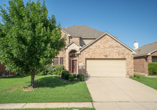 Photo 1 of Single family home for sale at 1620 Secretariat Ln, Irving, TX 75060 | MLS# 21405408 | Listing updated on 2026-10-09
