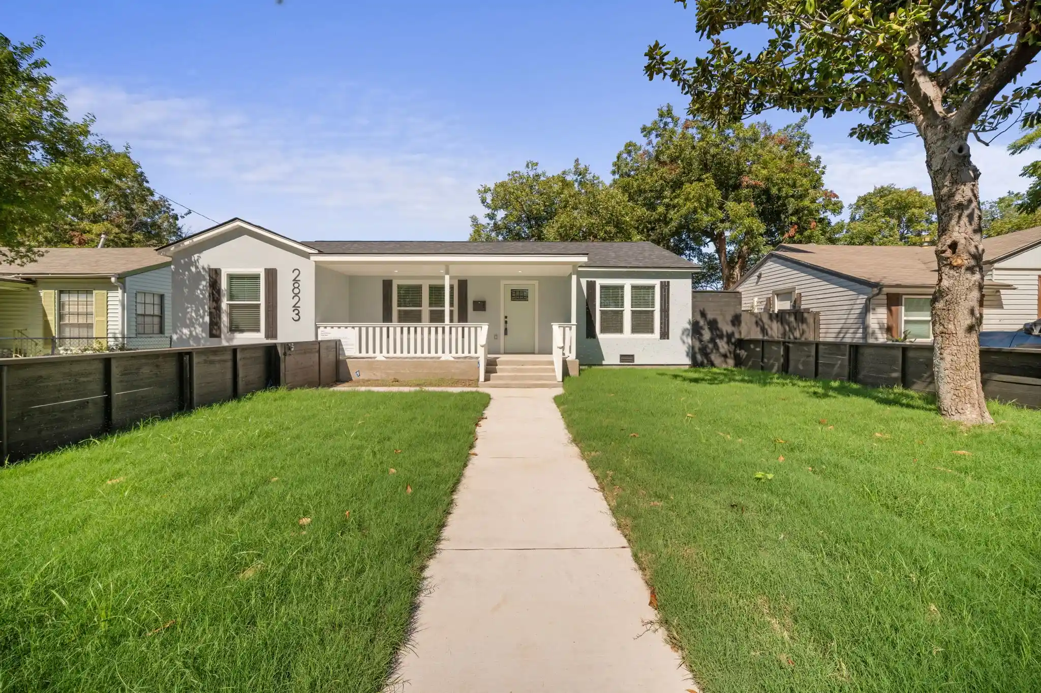 Single family home for sale at 2823 Cherrywood Ave, Dallas, TX 75235 | MLS# 21402132