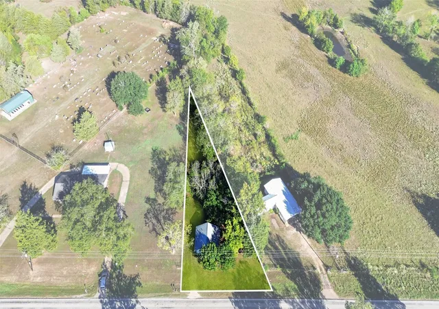 Photo 2 of Single family home for sale at 3166 Fm 49, Gilmer, TX 75644 | MLS# 21405017 | Listing updated on 2026-10-07