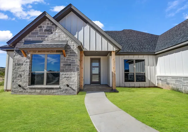 Photo 2 of Single family home for sale at 3025 Westfork Way, Springtown, TX 76082 | MLS# 21405609 | Listing updated on 2026-10-10
