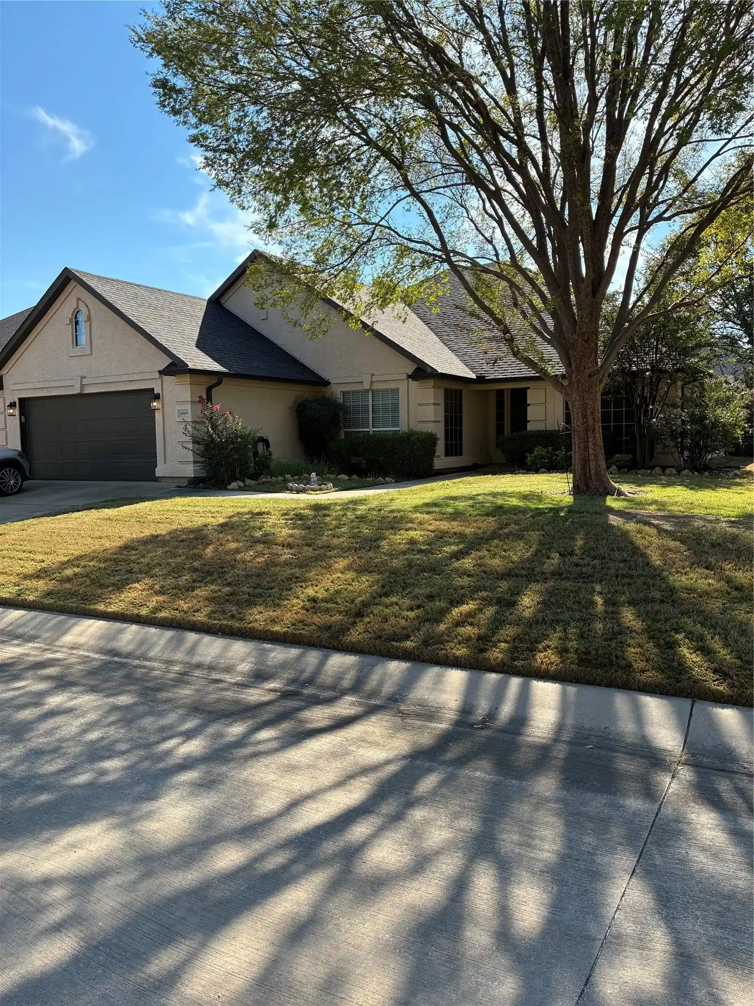 Photo 1 of Single family home for sale at 10009 Hanford Dr, Denton, TX 76207 | MLS# 21403230 | Listing updated on 2026-10-25