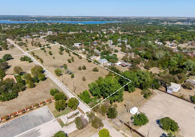 Photo 2 of Land for sale at 106 Winfield Dr, Hudson Oaks, TX 76087 | MLS# 21402274 | Listing updated on 2026-10-07
