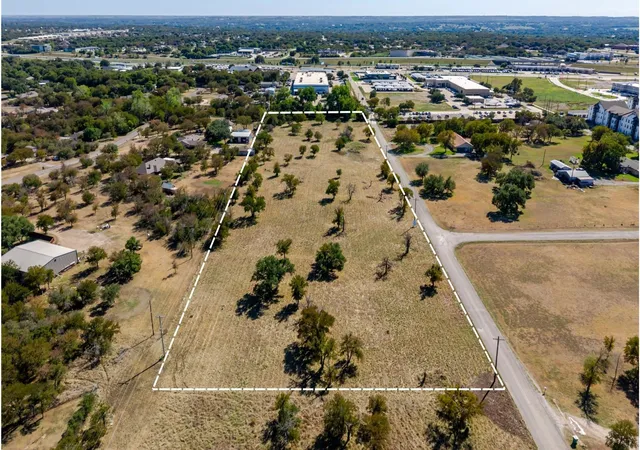 Photo 3 of Land for sale at 106 Winfield Dr, Hudson Oaks, TX 76087 | MLS# 21402274 | Listing updated on 2026-10-07