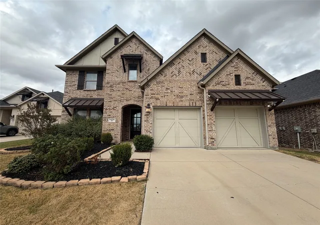 Photo 1 of Single family home for sale at 11224 Dusty Trl Ct, Roanoke, TX 76262 | MLS# 21405719 | Listing updated on 2026-10-07