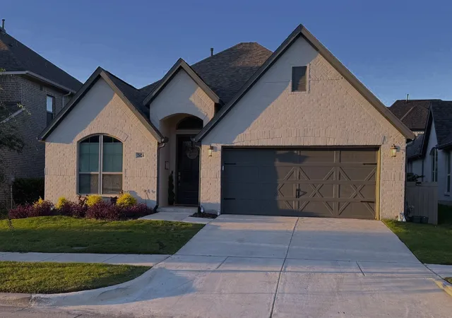 Photo 1 of Single family home for sale at 2424 Cobbler St, Justin, TX 76247 | MLS# 21405931 | Listing updated on 2026-10-09