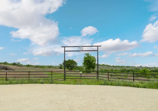 Land for sale at Tbd Comanche Hills Dr, Comanche, TX 76442 | MLS# 21405918