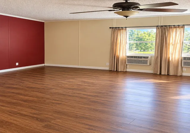 Photo 3 of Manufactured home for sale at 7011 Mitchell Dr, Terrell, TX 75160 | MLS# 21406045 | Listing updated on 2026-10-08