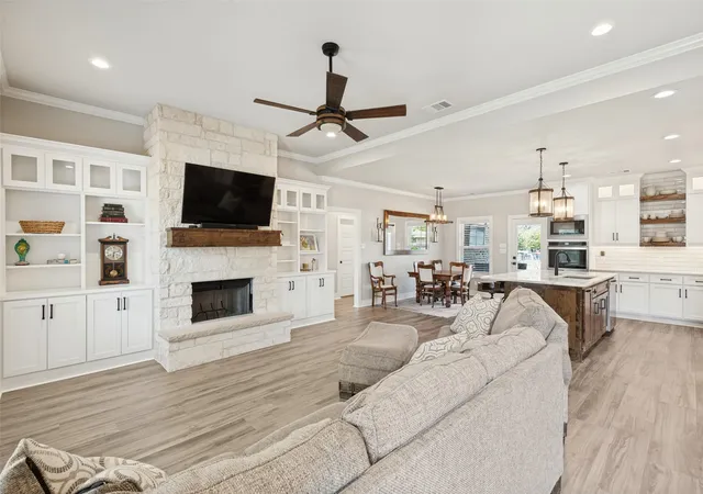 Photo 3 of Single family home for sale at 108 Rye Pl, Gun Barrel City, TX 75156 | MLS# 21385172 | Listing updated on 2026-10-08