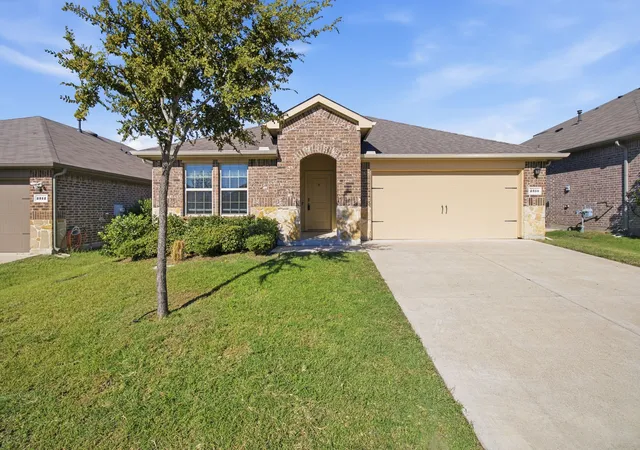 Photo 1 of Single family home for sale at 2310 Wisterwood Ln, Crandall, TX 75114 | MLS# 21394517 | Listing updated on 2026-10-08