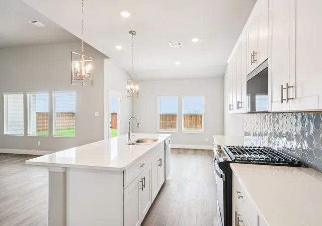 Photo 3 of Single family home for sale at 1211 Winters Way, Mc Kinney, TX 75071 | MLS# 21405444 | Listing updated on 2026-10-08