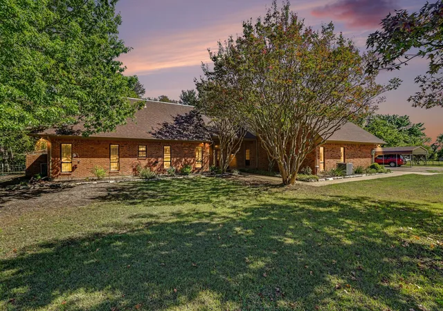 Photo 1 of Single family home for sale at 26 Brookhaven Dr, Allen, TX 75002 | MLS# 21405386 | Listing updated on 2026-10-10