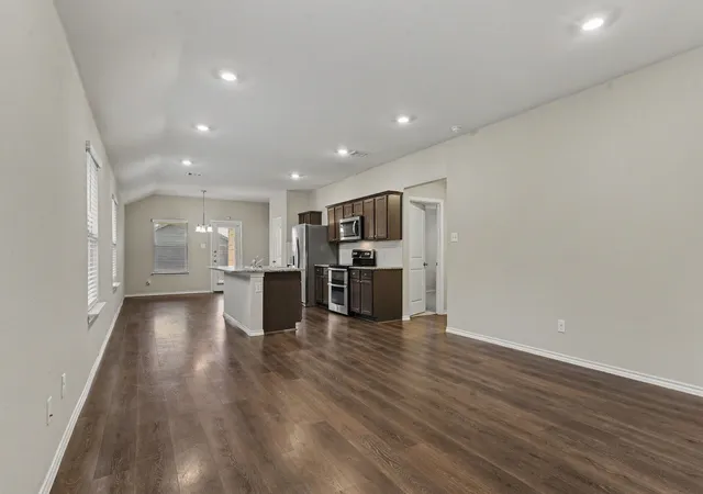 Photo 3 of Single family home for sale at 2921 Mourning Dove Trl, Crandall, TX 75114 | MLS# 21403421 | Listing updated on 2026-10-08