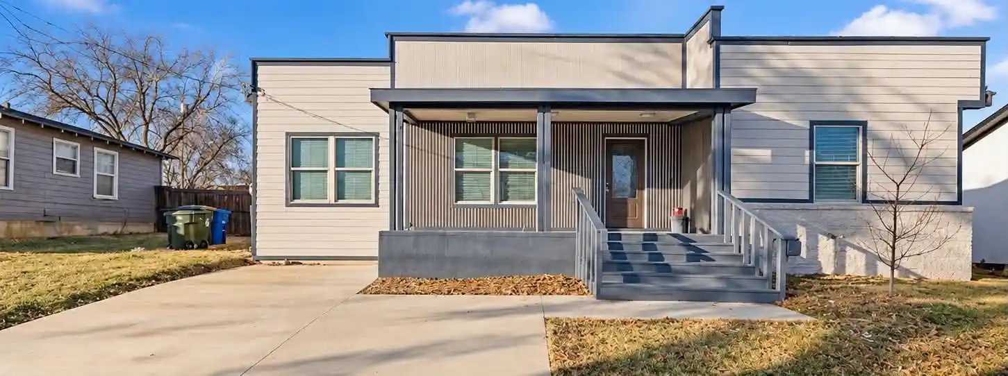 Photo 1 of Single family home for sale at 1207 E Russell Ave, Carrollton, TX 75006 | MLS# 21406254 | Listing updated on 2026-10-27