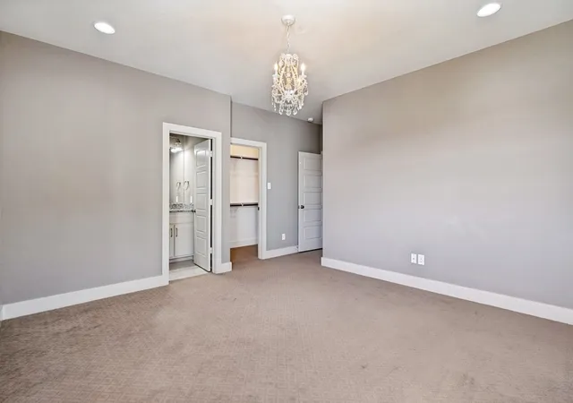 Photo 3 of Townhouse for sale at 2901 Wingate St, Fort Worth, TX 76107 | MLS# 21403318 | Listing updated on 2026-10-08