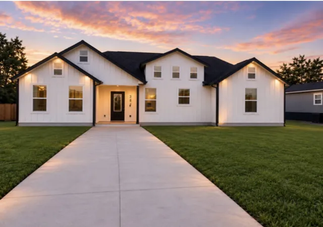 Photo 1 of Single family home for sale at 362 Overland Trl, Bridgeport, TX 76426 | MLS# 21406283 | Listing updated on 2026-10-09
