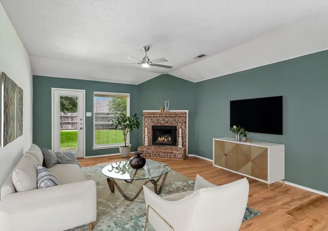 Photo 1 of Single family home for sale at 1421 Vista Ridge Dr, Forney, TX 75126 | MLS# 21406343 | Listing updated on 2026-10-08