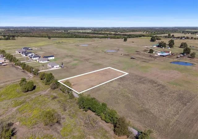 Photo 1 of Land for sale at 784 County Rd 1021, Wolfe City, TX 75496 | MLS# 21405672 | Listing updated on 2026-10-08