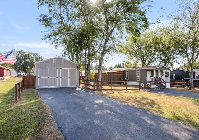 Photo 1 of Manufactured home for sale at 340 Apache, Quitman, TX 75783 | MLS# 21406371 | Listing updated on 2026-10-08