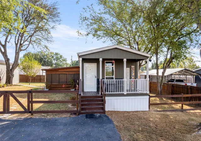 Photo 2 of Manufactured home for sale at 340 Apache, Quitman, TX 75783 | MLS# 21406371 | Listing updated on 2026-10-08