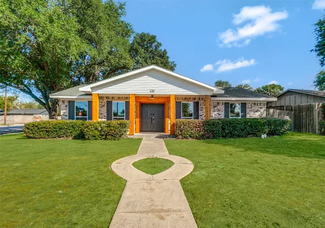 Single family home for sale at 430 Worcester Way, Richardson, TX 75080 | MLS# 21406444