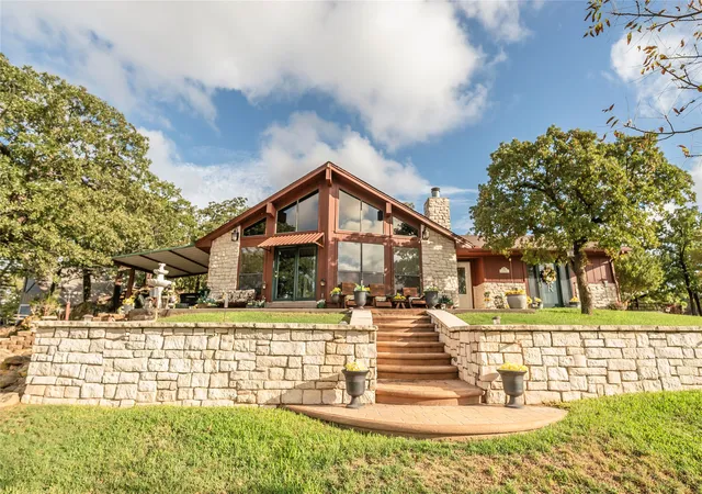 Photo 3 of Single family home for sale at 172 Cheyenne Dr, Nocona, TX 76255 | MLS# 21405701 | Listing updated on 2026-10-08
