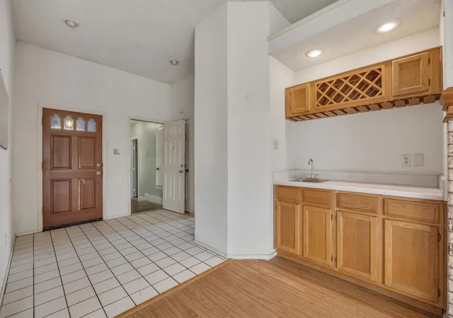 Photo 3 of Single family home for sale at 308 Clear Springs Dr, Mesquite, TX 75150 | MLS# 21394424 | Listing updated on 2026-10-08