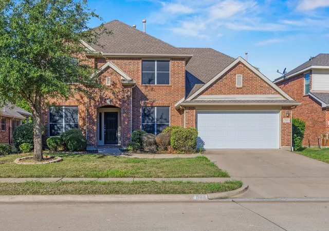 Photo 1 of Single family home for sale at 323 Deaton Dr, Fate, TX 75087 | MLS# 21391949 | Listing updated on 2026-10-08