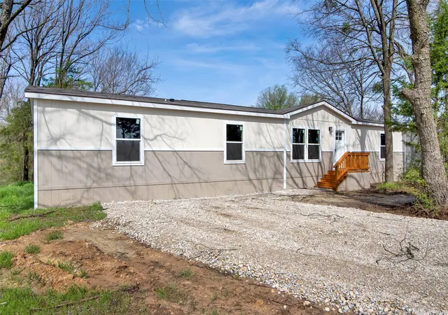 Photo 2 of Single family home for sale at 629 Cr 167 St, Whitesboro, TX 76273 | MLS# 21406536 | Listing updated on 2026-10-08