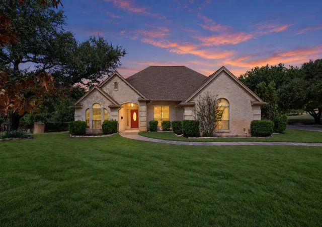 Photo 1 of Single family home for sale at 106 Woodhaven Ct, Weatherford, TX 76087 | MLS# 21405963 | Listing updated on 2026-10-08