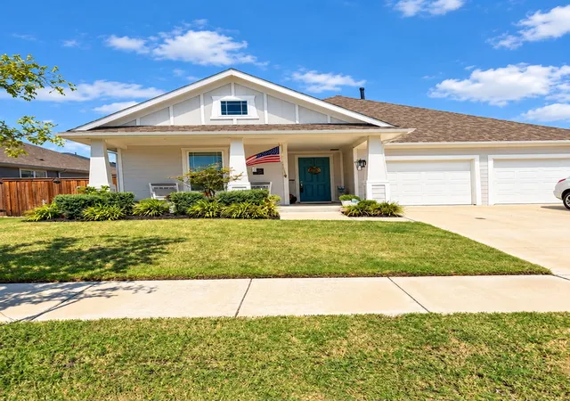 Photo 1 of Single family home for sale at 5719 Huffines Blvd, Royse City, TX 75189 | MLS# 21405981 | Listing updated on 2026-10-08