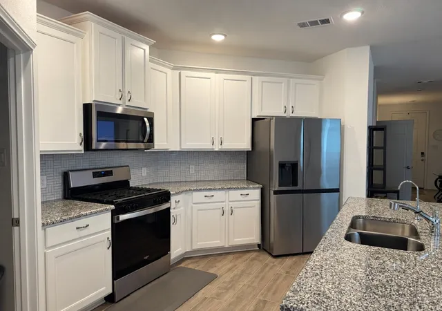 Photo 3 of Single family home for sale at 5719 Huffines Blvd, Royse City, TX 75189 | MLS# 21405981 | Listing updated on 2026-10-08