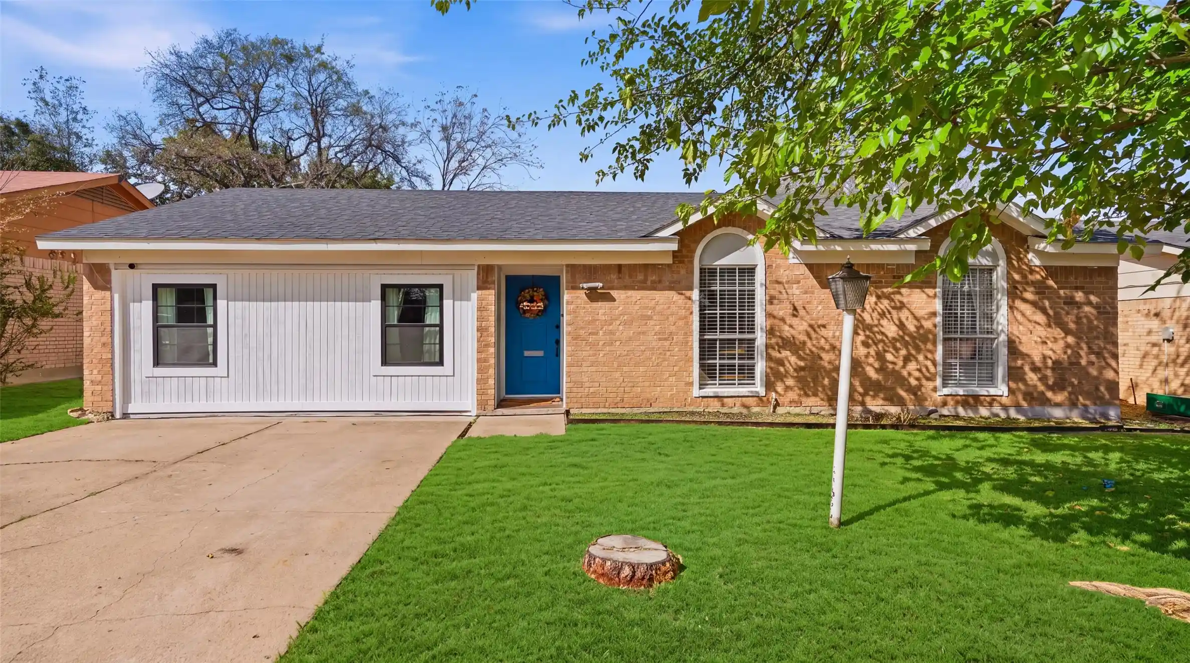 Photo 1 of Single family home for sale at 1602 Pisces St, Grand Prairie, TX 75051 | MLS# 21405602 | Listing updated on 2026-10-08