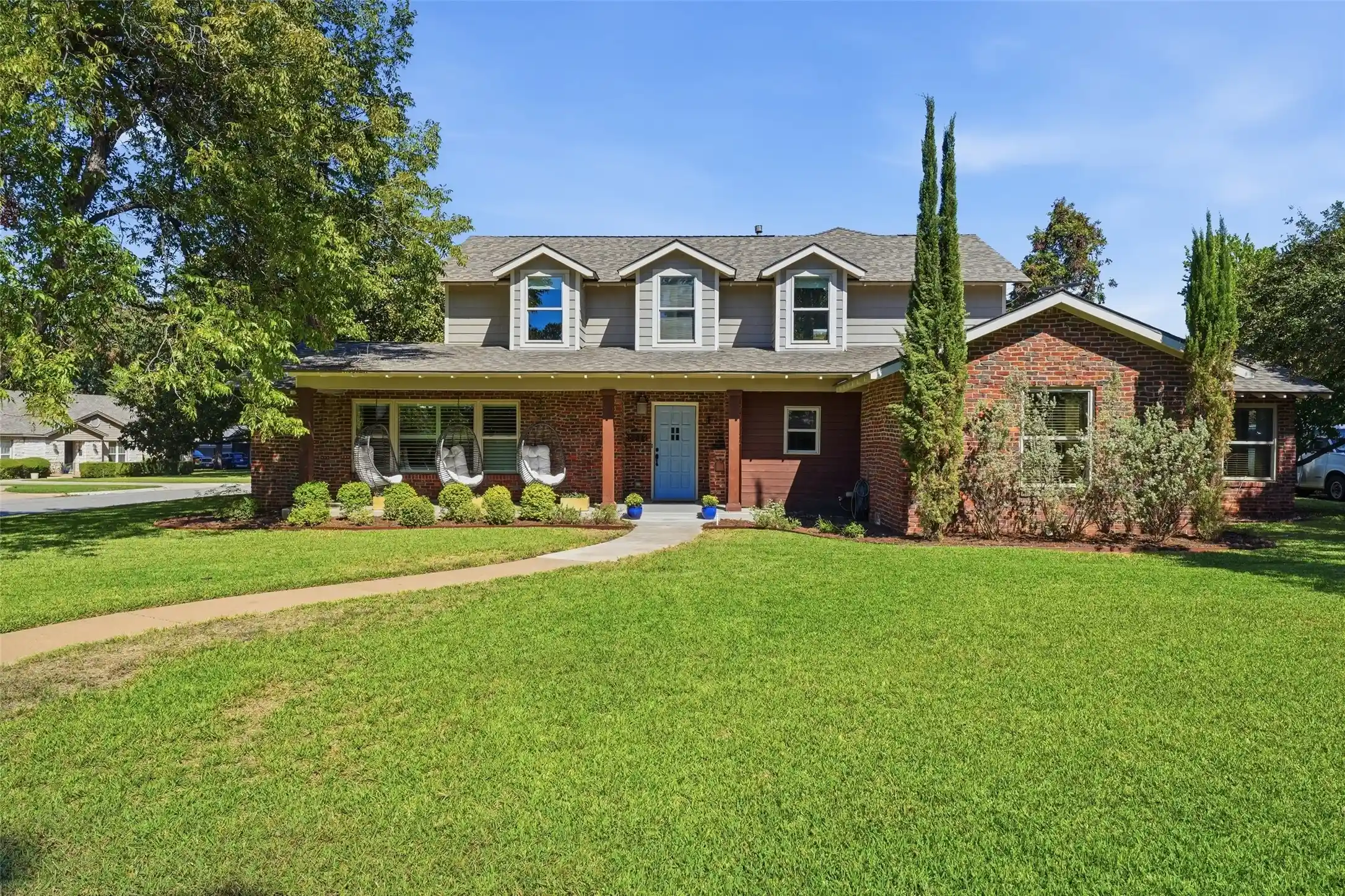 Photo 1 of Single family home for sale at 3712 Brighton Rd, Fort Worth, TX 76109 | MLS# 21404387 | Listing updated on 2026-10-19