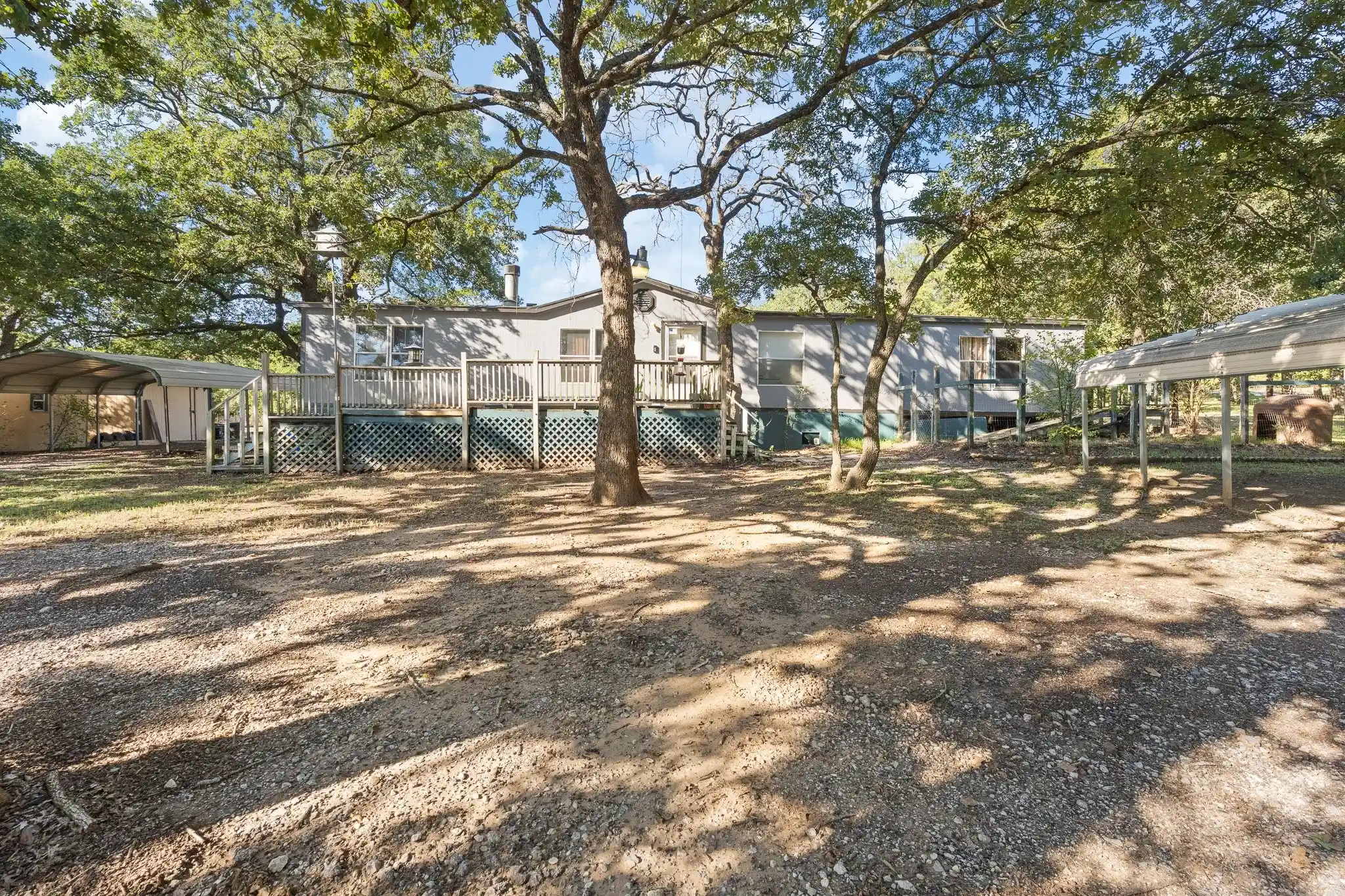 Photo 1 of Manufactured home for sale at 3104 Rolling Oaks Dr, Cleburne, TX 76031 | MLS# 21404564 | Listing updated on 2026-10-29